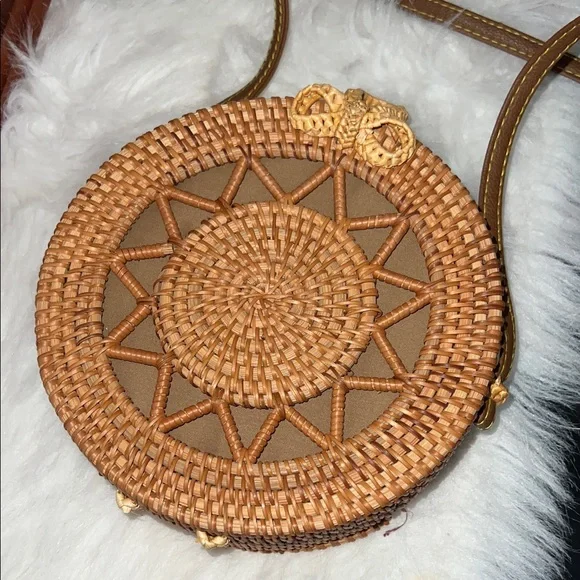 Handcrafted Tan Rattan Crossbody Bag - Picture 6 of 6